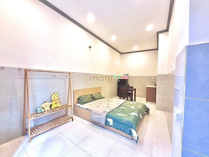 Hình ảnh Phòng Studio Full Nội Thất Cửa Sổ To Tại Nguyễn Gia Trí