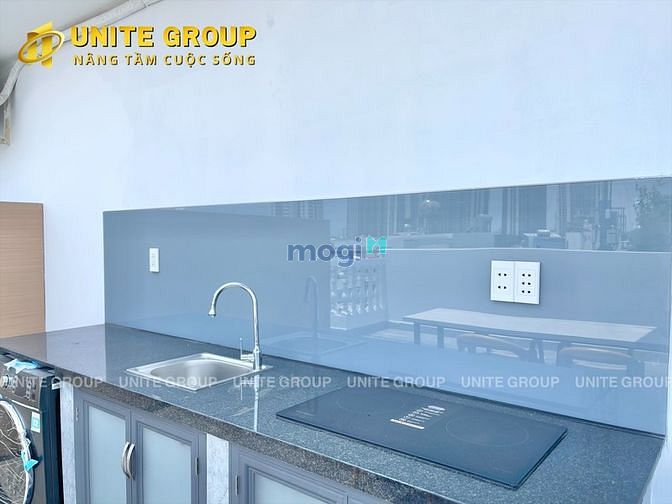 Hình ảnh Cho thuê penhouse 45m2, view bitexco, đủ nội thất, có máy giặt Q7