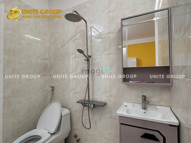 Hình ảnh STUDIO cửa sổ trời lớn tách bếp
