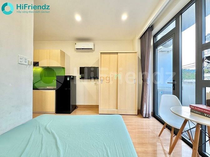 Hình ảnh Studio ban công/cửa sổ - Ngay Lotte Mart - Mới 100% - Full nội thất