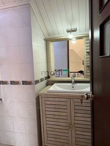 Hình ảnh Cho Thuê nhà GÓC 2MT đường Phan Văn Trị, phường 11, Bình Thạnh!