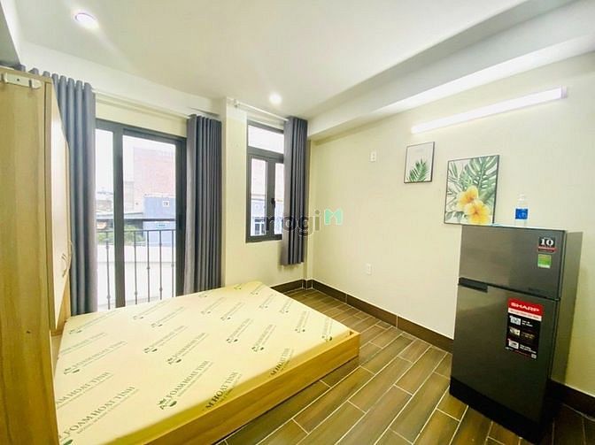 Hình ảnh Mb6623 nạp rút nhanh chóng studio cao cấp có balcon đầy đủ nội thất và tiện ích