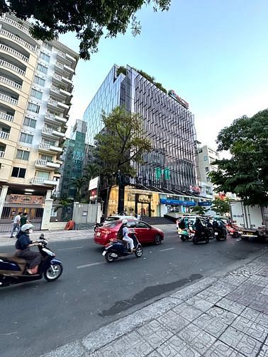 Hình ảnh Giảm 20 tỷ Bán Tòa VP MT Nguyễn Đình Chiểu 8 Tầng ngang 11m Giá 95 tỷ