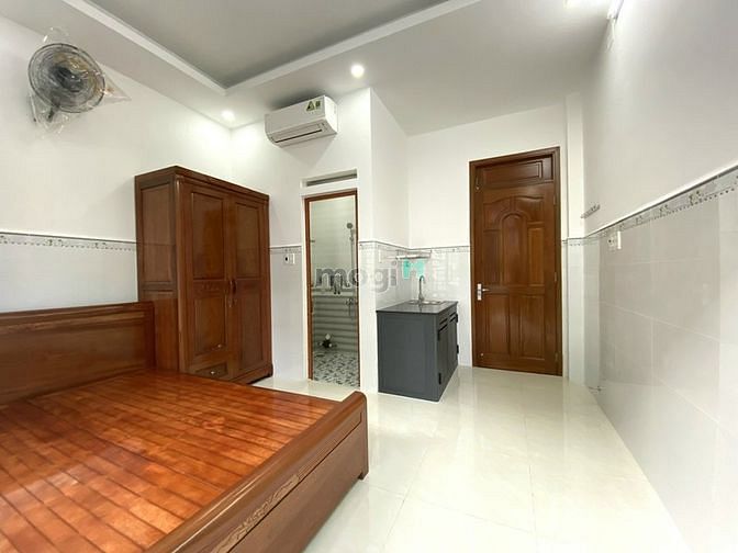 Hình ảnh Studio Ban Công , Full Nội Thất , Giá Rẻ Gần Sân Bay