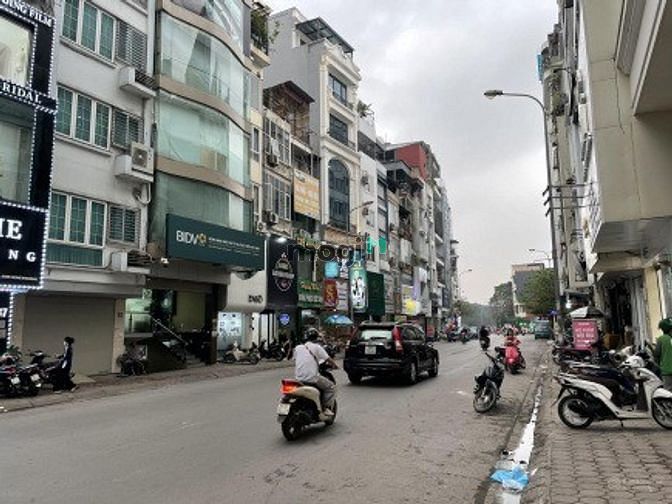 Hình ảnh Cho Thuê Nhà Mặt Phố Nam Đồng 157m2 Giá 75tr/tháng