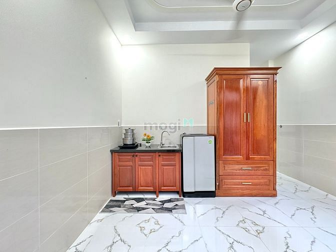 Hình ảnh Bóc Tem Căn Hộ Ban Công MỚI NGAY GẦN CV LÊ THỊ RIÊNG, CHỢ HÒA HƯNG Q1