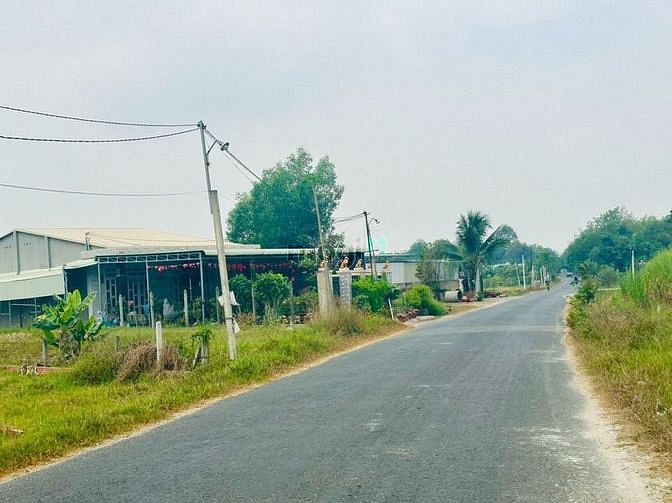 Hình ảnh 200m2 FULL thổ cư SÁT Trường THPT Củ Chi,650 triệu,SHR,đầy đủ tiện ích