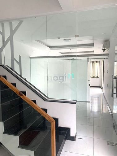 Hình ảnh Góc 2MT Phan Văn Trị 4x20m, Trệt, 3lầu, 6pn, 6wc. KD Đa Ngành.