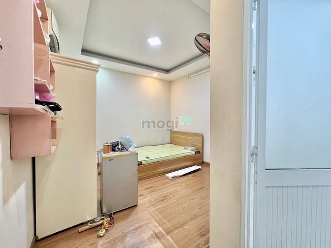 Hình ảnh CHDV 20m2 full nt ngay sân bay