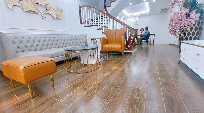 Hình ảnh Cho thuê nhà riêng Vạn Phúc, 45 m2 x 6 tầng, nhà nội thất hiện đại
