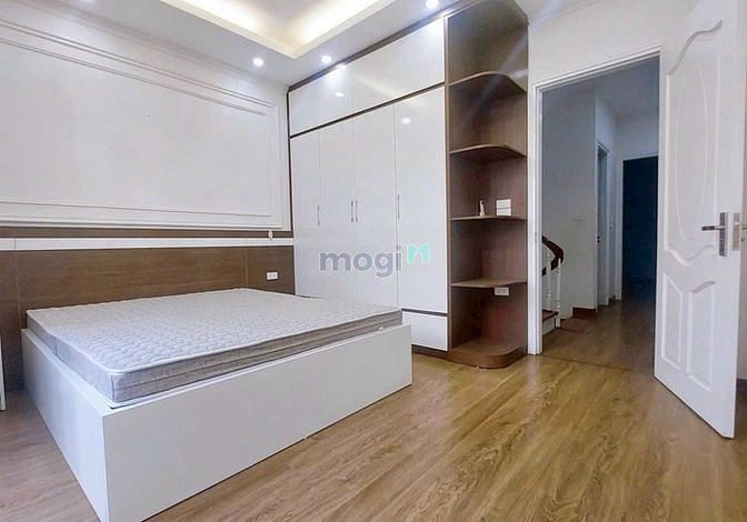 Hình ảnh Cho thuê nhà riêng Vạn Phúc, 45 m2 x 6 tầng, nhà nội thất hiện đại