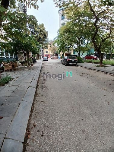 Hình ảnh Bán đất TĐC phường Thạch Bàn quận Long Biên. Diện tích 40m2 giá 7 tỷ.
