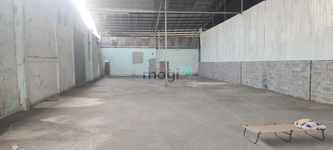 Hình ảnh Xưởng 1/ QL1A, Thạnh Xuân  - DT: 500m - xe container  - Giá 26tr