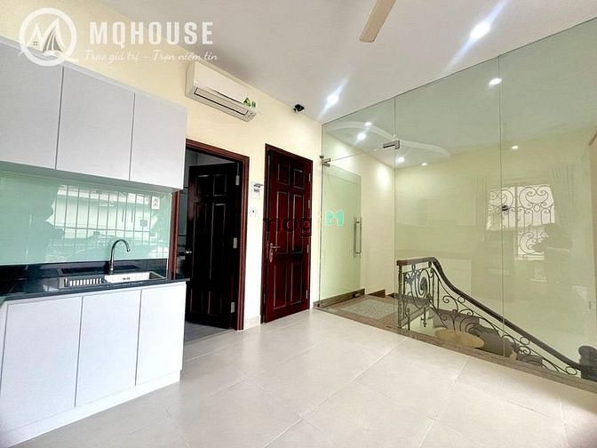 Hình ảnh Studio thiết kế độc đáo tại quận 1, gần Công an Thành Phố Hồ Chí Minh