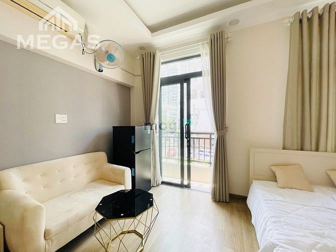 Hình ảnh Căn Hộ Studio Full Nội Thất Có Ban Công Ngay Sân Bay, CV Hoàng Văn Thụ