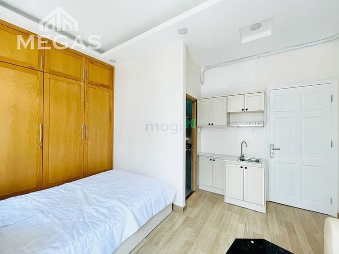 Hình ảnh Căn Hộ Studio Full Nội Thất Có Ban Công Ngay Sân Bay, CV Hoàng Văn Thụ