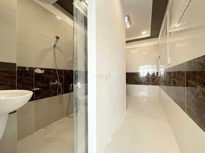 Hình ảnh --STUDIO SIÊU XINH nằm trên đường Phạm Văn Đồng - Bình Thạnh