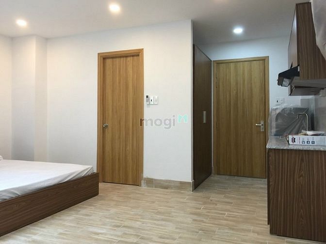 Hình ảnh Bán CHDV đường Phan Văn Trị DT 8.2 x 18m , 4 L Thang Máy HĐT 70tr/th .