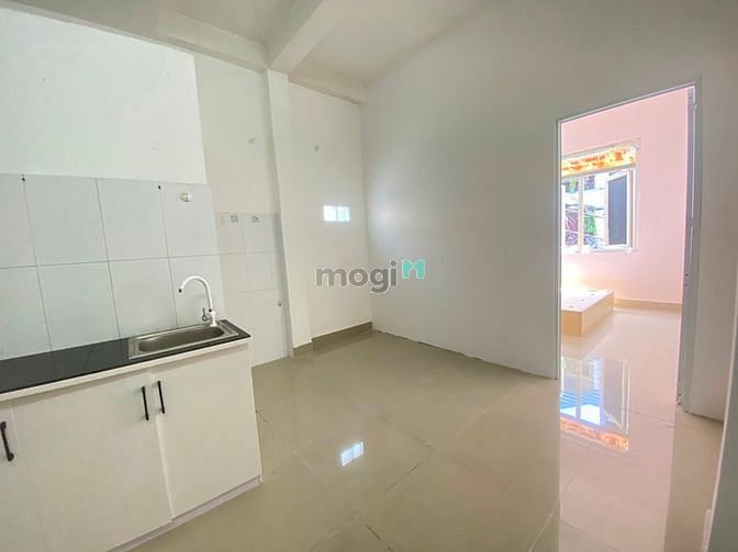Hình ảnh Căn 1pn Cửa sổ lớn Thân Nhân Trung