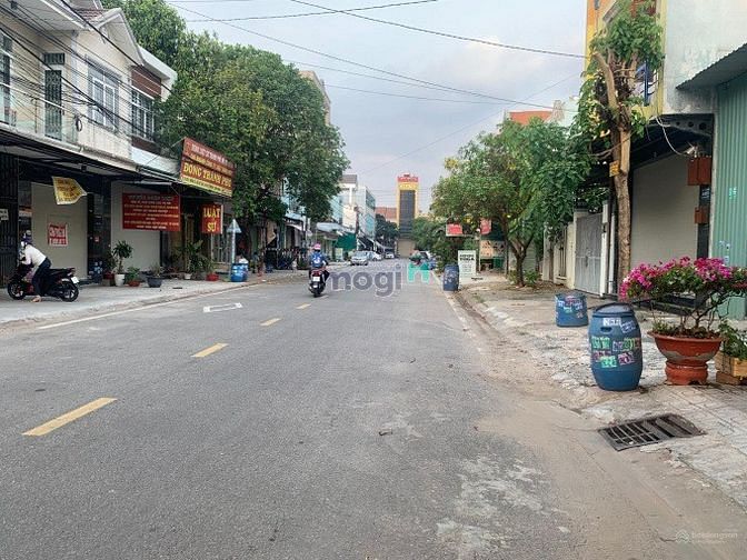 Hình ảnh Cần bán gấp 252m(12x21m), full thổ cư, wie sông thoáng mát sát Sài Gòn