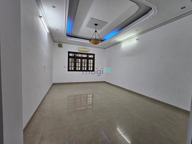 Hình ảnh Cho thuê nhà hẻm xe hơi đường Cộng Hòa, Phường 4 , Tân Bình.