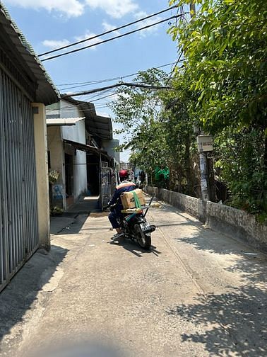 Hình ảnh Cần bán lô đất ngay vòng xoay An Lạc , cách QL1A 20m