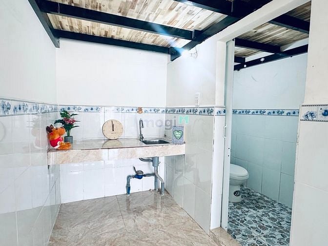 Hình ảnh Phòng trọ có gác cửa sổ ban công thoáng