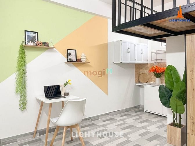 Hình ảnh Duplex nội thất full có thang máy gần ngã tư ga