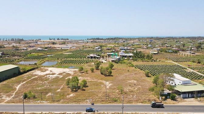 Hình ảnh Bán 5800m2 đất có 500 thổ cư mt đường 719 dễ mua bán làm ăn