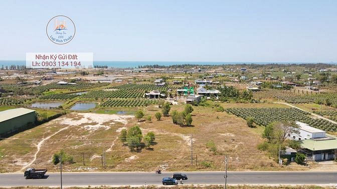 Hình ảnh Bán 5800m2 đất có 500 thổ cư mt đường 719 dễ mua bán làm ăn
