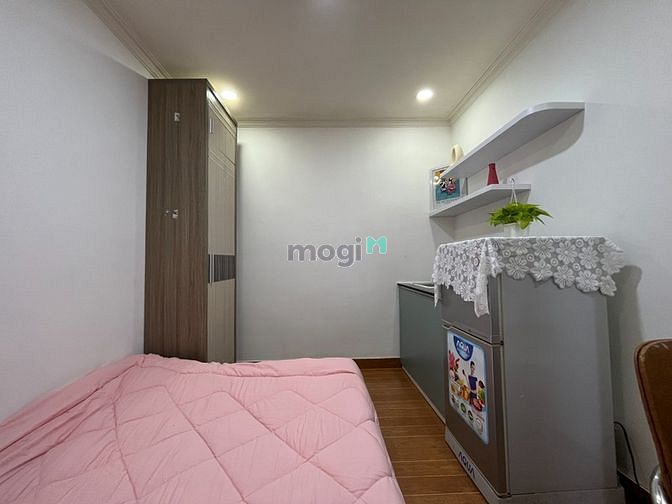Hình ảnh Căn Hộ Dịch Vụ Studio Full Nội Thất Có Thang Máy Gần CV Hoàng Văn Thụ