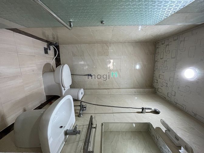 Hình ảnh Căn Hộ Dịch Vụ Studio Full Nội Thất Có Thang Máy Gần CV Hoàng Văn Thụ