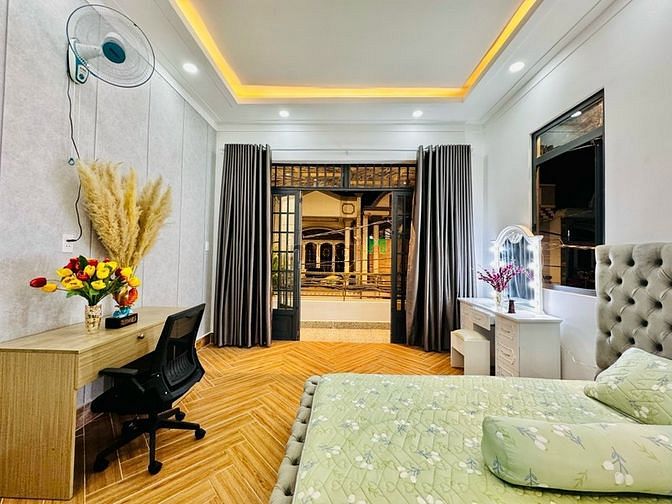 Hình ảnh Bán nhà hẻm 5m thông Phạm Văn Chiêu, P.14, 4 x 14, 3 lầu giá 6.38 tl
