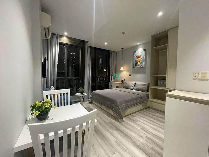 Hình ảnh CĂN HỘ 40M2 Trên Đ. Cách Mạng Tháng 8 Quận 10 Ban Công_Vạn Hạnh Mall