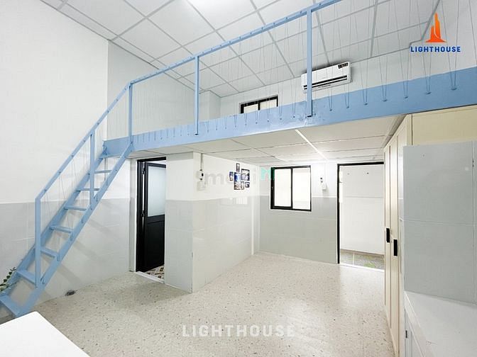 Hình ảnh Duplex Nội Thất Cơ Bản Có Thang Máy Gần Đường Mai Chí Thọ