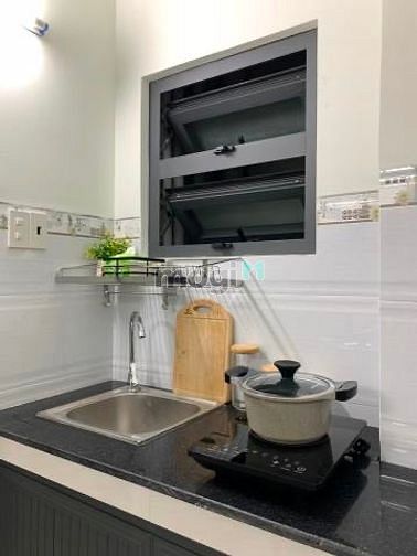 Hình ảnh Studio cửa sổ hình thật giá thật ngay Huỳnh Tấn Phát Q7