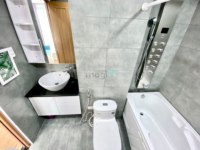 Hình ảnh Căn Hộ Bình Thạnh Tách Bếp Ánh Sáng Tốt Có Thang Máy Full Nội Thất