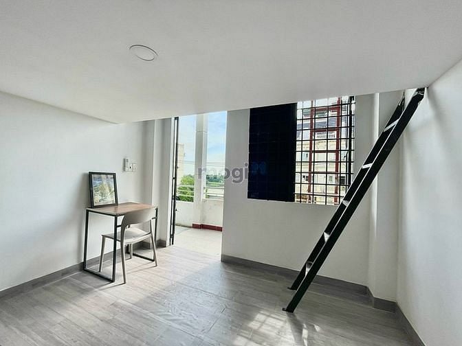 Hình ảnh Ban Công Duplex Full Nội Thất Ngay Đại Học Văn Lang