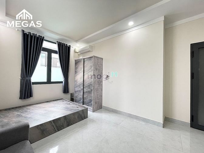 Hình ảnh Căn Hộ Cao Cấp Mới 100% Cửa Sổ Lớn Full Nội Thất Ngay Hoàng Văn Thụ