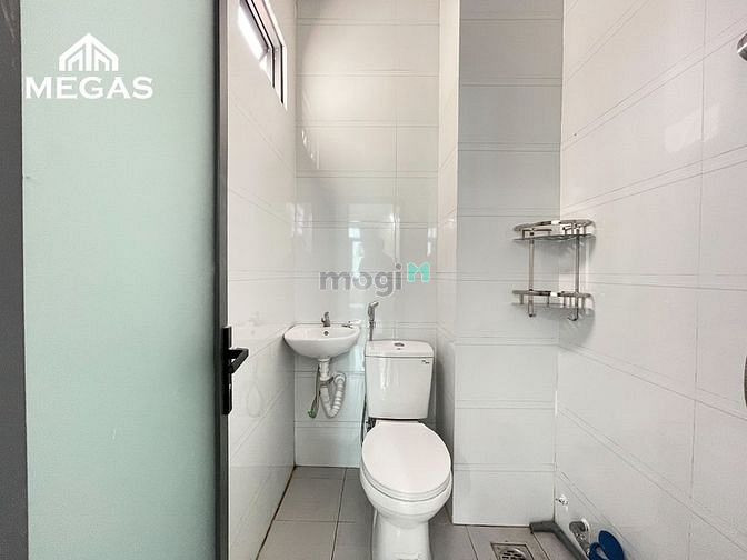 Hình ảnh Căn Hộ Cao Cấp Mới 100% Cửa Sổ Lớn Full Nội Thất Ngay Hoàng Văn Thụ