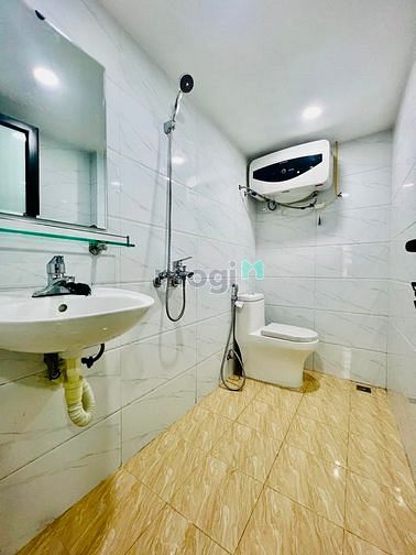 Hình ảnh CHỈ 2.9 tỷ- TT THÁI THỊNH-ĐỐNG ĐA- 2 Thoáng -Sổ to - 90m*3PN*2wc