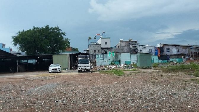 Hình ảnh Cho thuê đất diện tích lớn 3000m2. P. Thảo Điền, Q.2. Giá: 150 triệu