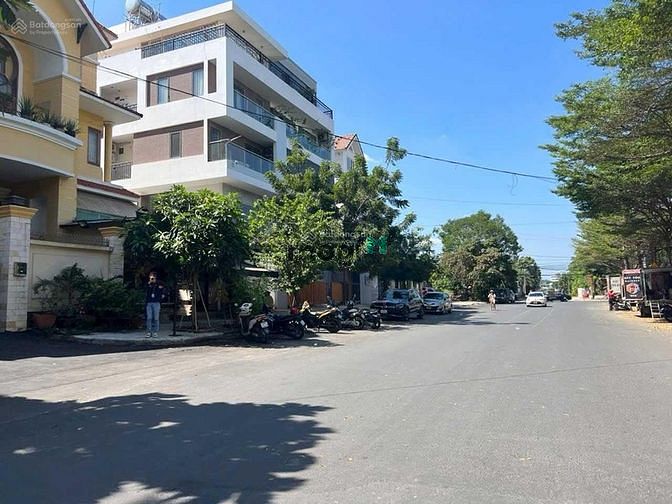 Hình ảnh Đất góc 2MT: 15x16m Nguyễn Văn Hưởng, Thảo Điền, Quận 2 giá 48,5 tỷ
