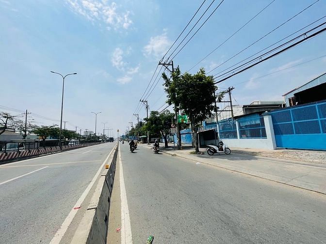 Hình ảnh 🔥MT Quốc Lộ 1A - 1600m2 - Mặt Tiền - 85 tỷ