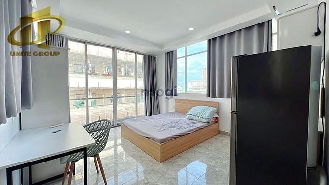 Hình ảnh Cho thuê studio ban công ngay quận 1, gần cầu Ông Lãnh