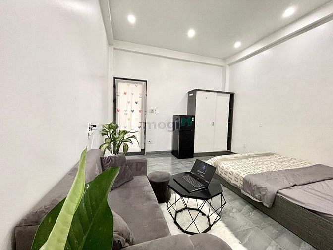 Hình ảnh Cho thuê Studio - 40m2 Ban công đầy đủ nội thất tại Nguyễn Xí - BThanh