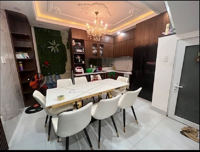 Hình ảnh Nhà Hẻm Xe Hơi Quận 7 Nhỉnh 7 Tỷ.