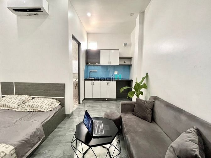 Hình ảnh Cho thuê Studio - 40m2 Ban công đầy đủ nội thất tại Nguyễn Xí - BThanh