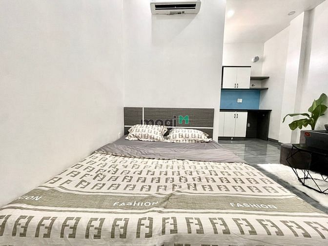 Hình ảnh Cho thuê Studio - 40m2 Ban công đầy đủ nội thất tại Nguyễn Xí - BThanh
