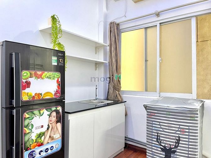 Hình ảnh Cho thuê studio cửa sổ lớn gần cầu Calmette quận 1
